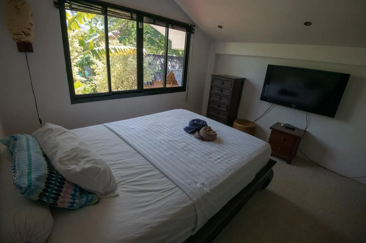 Malee Beach Villas Koh Lanta Thailand